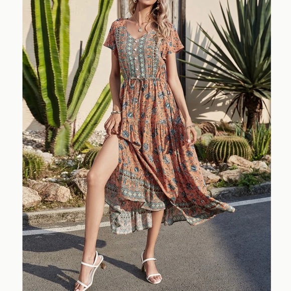 Woman’s Multi Color Boho Midi Dress - Picture 6 of 8